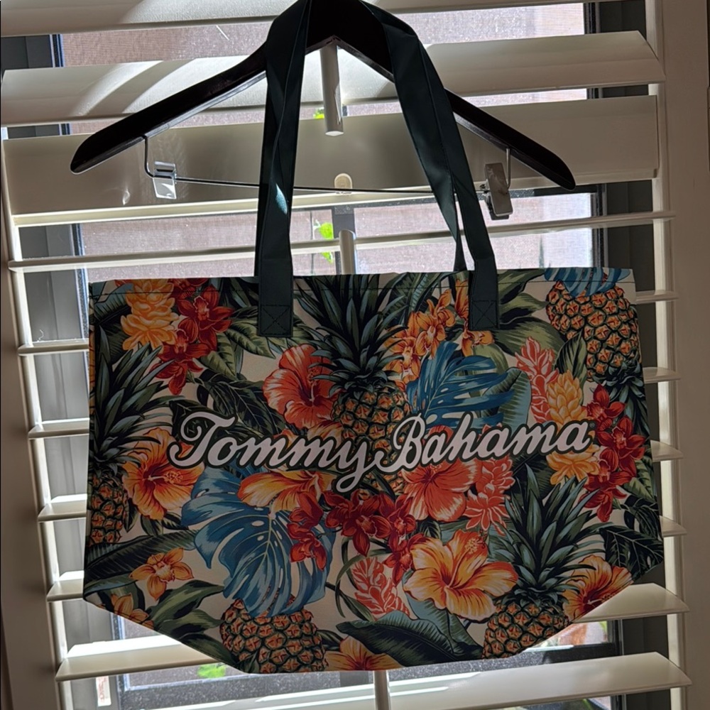 Tommy Bahama Large Beach Bag - Picture 1 of 4